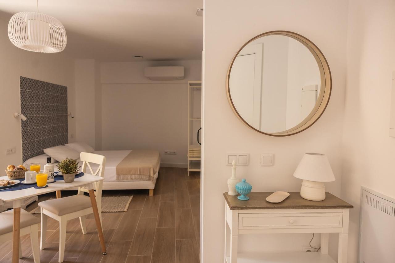 Apartamento Especeria Blue By #Cuatrocallesflats Malaga Exterior photo